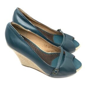 Pink Studio‎ Leather Green Wedge Heel Women 7M Open Toe Anthropologie